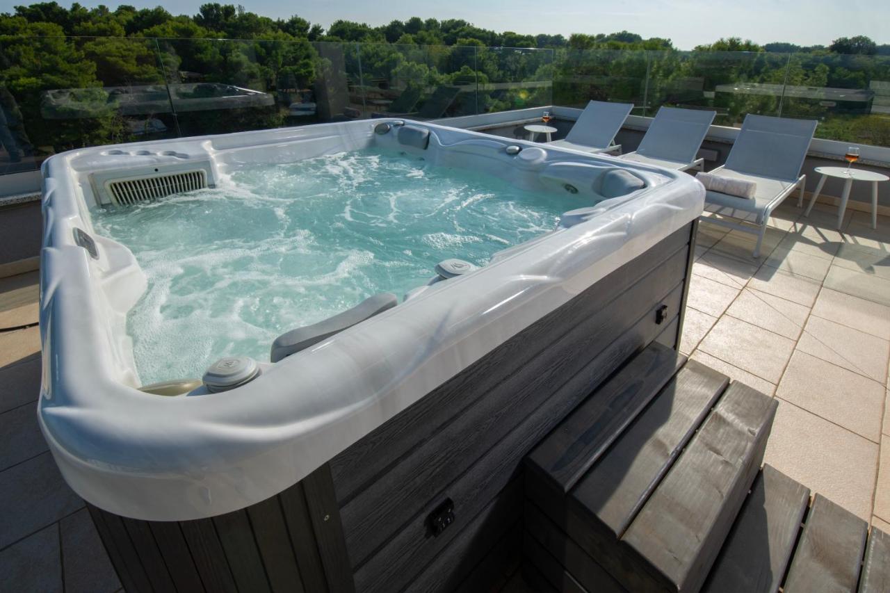 Aparthotel Punta Blu - Pool & Spa Премантура Экстерьер фото